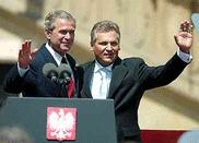 Prezydenci Bush i Kwaśniewski na Wawelu w maju 2003,SLAWOMIR KAMINSKI / AGENCJA GAZETA 
